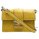 Pochette Fendi Micro Flat Baguette avec porte-cartes