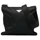 Prada Triangle Plate Tessuto Schultertasche