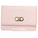 Porte-cartes en cuir rose gaufré Salvatore Ferragamo