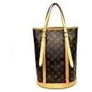 Bolso tipo cubo Louis Vuitton Monogram GM M42236 con pouch