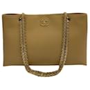 Bolso mini tote de piel caviar Chanel