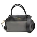 Prada Damen Lederhandtasche/Umhängetasche