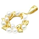 Tasaki Pearl Pendant Top in Yellow Gold