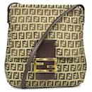 Fendi Schultertasche aus braunem Canvas und Leder