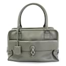 Loewe Khaki Lederhandtasche