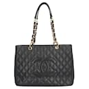 Borsa tote Chanel GST in pelle caviar