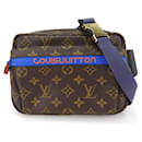 Riñonera Monogram Louis Vuitton