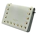 Carteira Tri-Fold Rockstud Valentino Garavani