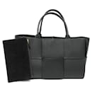 Bottega Veneta Medium Arco Leather Tote Bag