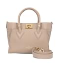 Bolso de Hombro Louis Vuitton On My Side PM Monogram Mahina