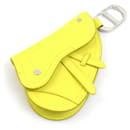 Bolso de cuero amarillo Christian Dior