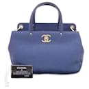 Chanel 2Way Tasche aus blauer Leder