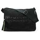 Bolso de hombro de la línea deportiva de Chanel