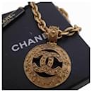 Collier Pendentif en Or Chanel