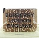 Pochette à main léopard Burberry Londres