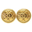 Boucles d'oreilles en or matelassé Chanel Coco Mark