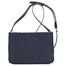 Bolso de hombro de cuero azul marino Burberry