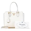 Bolsa de ombro Prada Saffiano