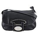 BALLY Schultertasche aus Kalbsleder in Schwarz - Bally