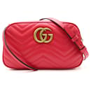 Bolsa de Ombro Pequena Gucci GG Marmont