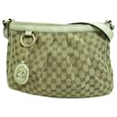 Borsa a spalla Gucci in tela GG beige e bianca