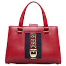 Bolso de mano Gucci Sylvie Web rojo