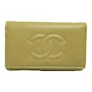 Étui à clés 6 anneaux en cuir caviar beige Chanel