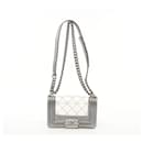 Chanel Boy Schultertasche