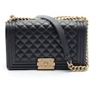 Sac à épaule Boy Chanel en cuir caviar noir