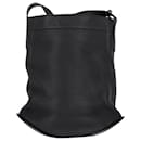 Bolsa Delvaux Pin Hobo GM em couro taurilon preto