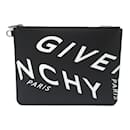 Leder-Clutch von Givenchy