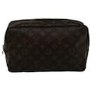 LOUIS VUITTON Trousse Toilette 28 Sac Clutch - Louis Vuitton