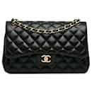 Bolsas de mão CHANEL em couro - Chanel