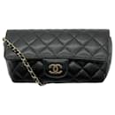 Bolso cruzado de caviar acolchado negro Chanel 2021