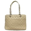 Sac fourre-tout en peau de caviar Chanel