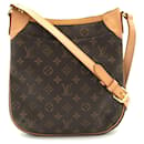 Bolsa de Ombro Odeon PM Louis Vuitton