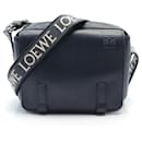 Bolsa militar Loewe XS em couro azul marinho