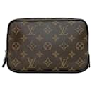 Pochette Louis Vuitton True Toilette PM