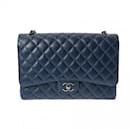 Bolsa de ombro Chanel Matelassé W-Flap