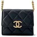 Porte-cartes en cuir caviar noir Chanel