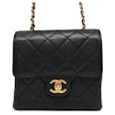 Bolso de hombro de cadena de piel de ternera negra Chanel