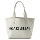 Bolsa tote de lona e couro Off-White da Balenciaga