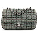 Sac à bandoulière en tweed classique rectangulaire mini vert Chanel