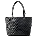 Bolsa tote grande da linha Cambon da Chanel