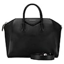 Bolsa de mão Antigona Medium da Givenchy