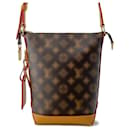 Bolsa de Ombro Monograma Louis Vuitton