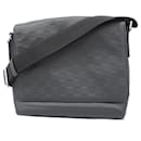 Bolsa de Ombro Louis Vuitton Damier Infinie District PM