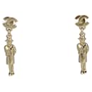 Boucles d'oreilles en or Chanel Mademoiselle