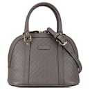 Graue Gucci Mini Microguccissima Dome-Handtasche