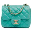 Borsa a flap singolo in pelle di agnello verde Chanel Mini Classic Square